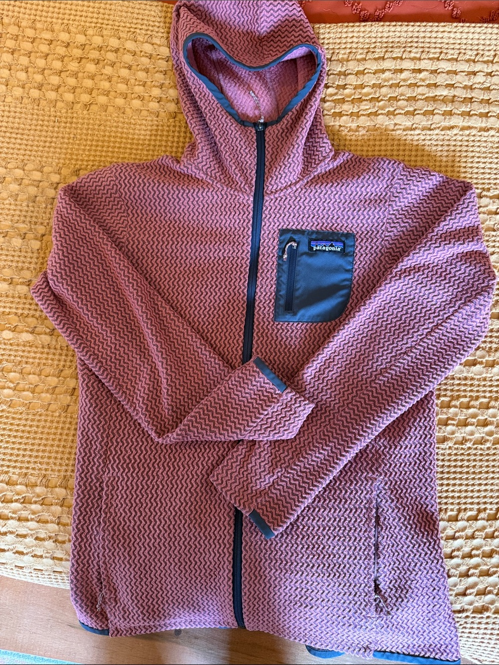 Patagonia Women’s R1 Air